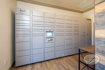 24-Hour amazon package receiving lockers